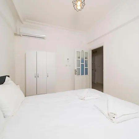 Appartement Refreshing Flat With Excellent Location In